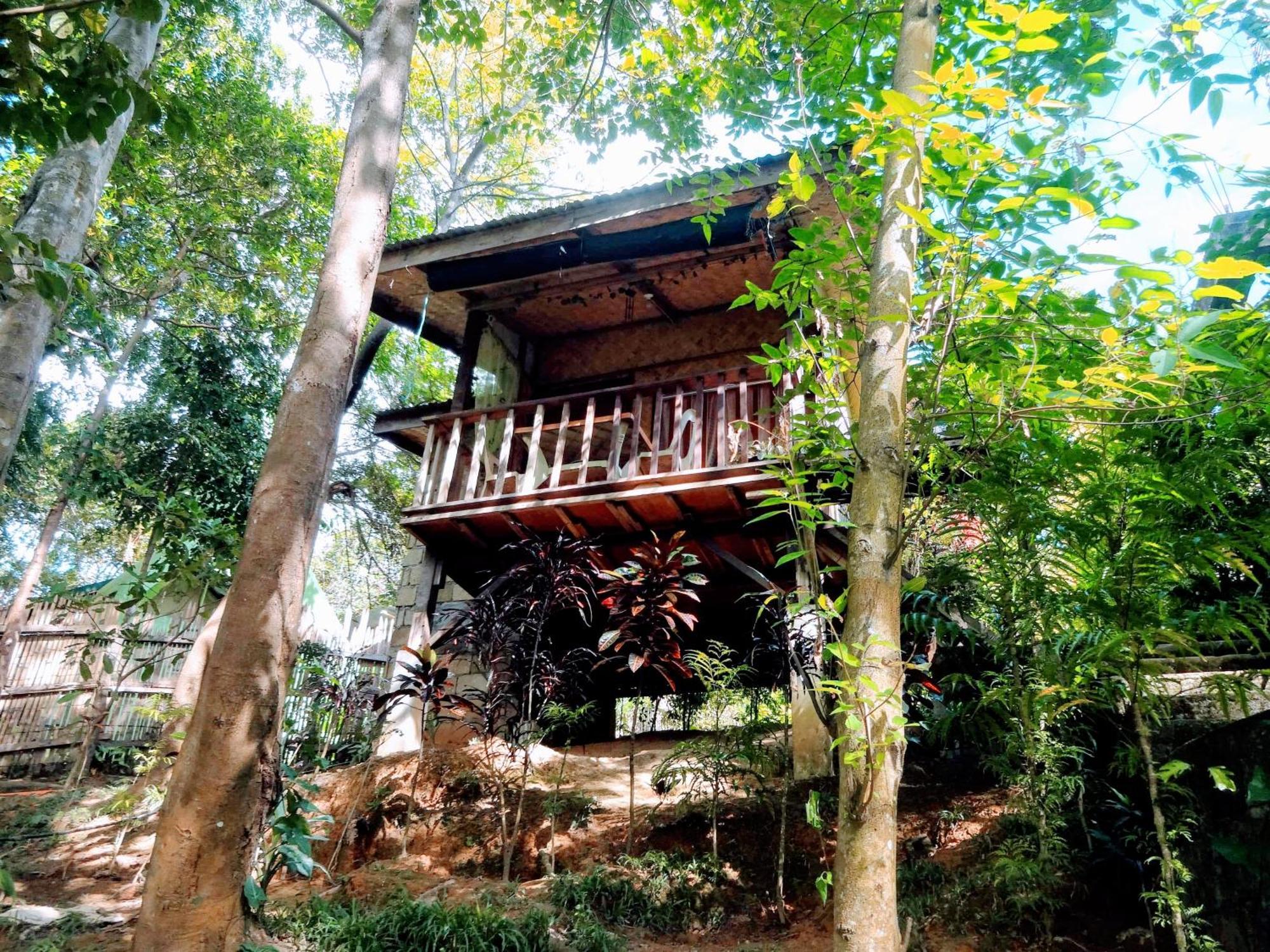 Camp Talusi Hilltop Overlooking El Nido Room photo