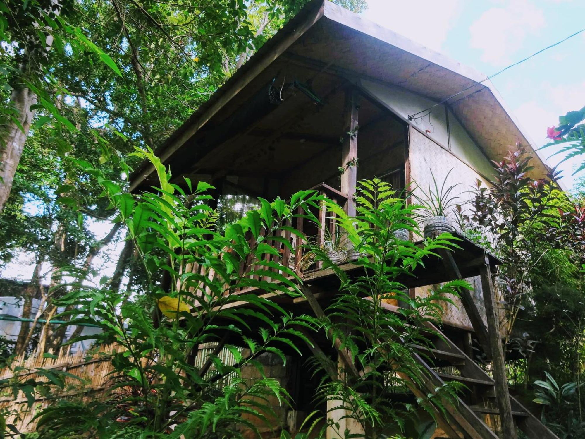 Camp Talusi Hilltop Overlooking El Nido Room photo