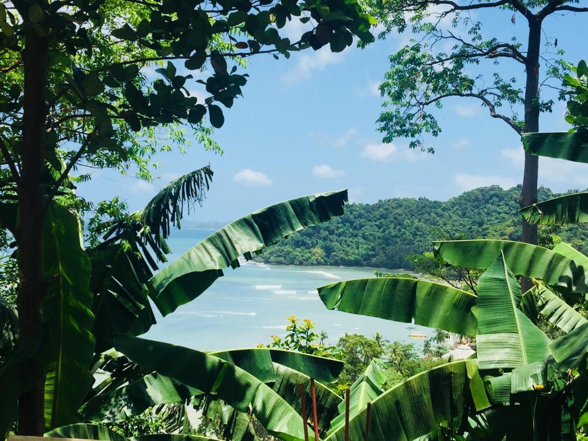 Camp Talusi Hilltop Overlooking El Nido Exterior photo
