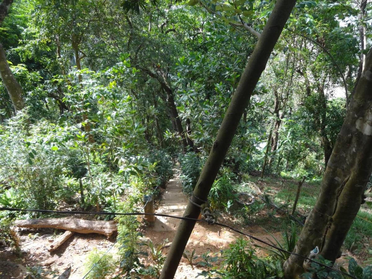 Camp Talusi Hilltop Overlooking El Nido Exterior photo