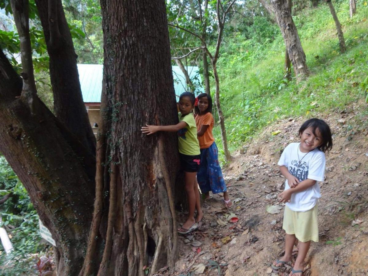 Camp Talusi Hilltop Overlooking El Nido Exterior photo
